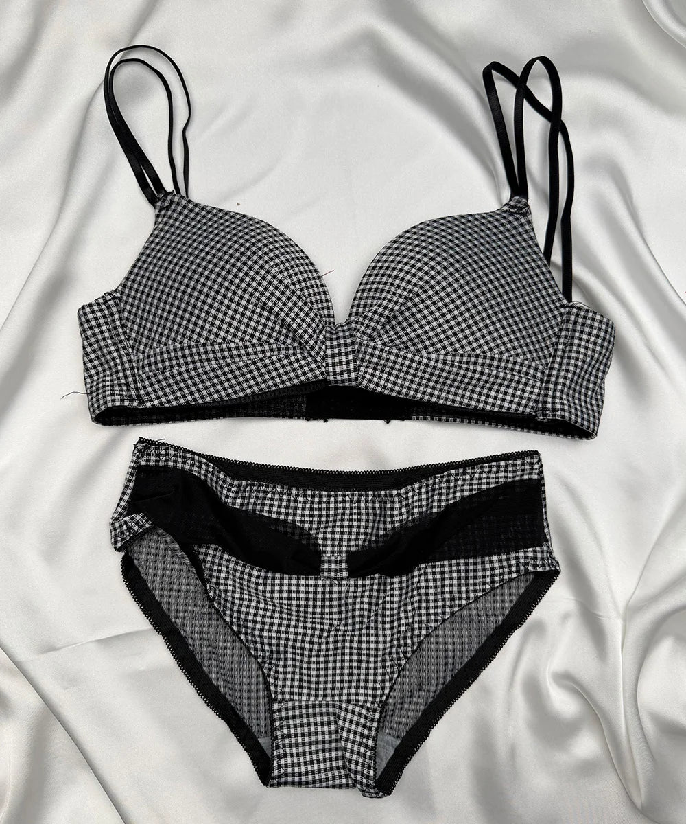 BRA SET CHECK - 666
