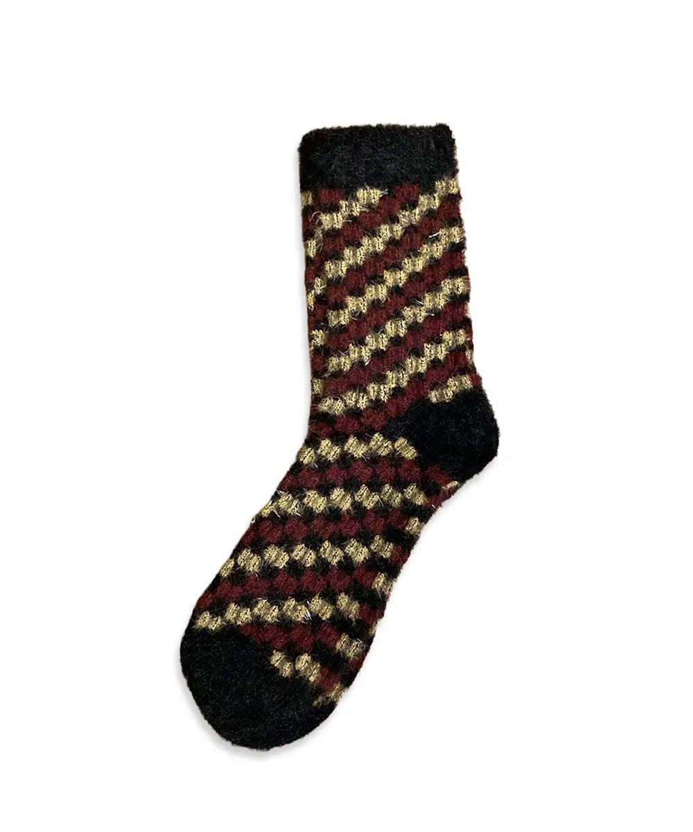 Cozy Zigzag Fuzzy Socks – 1 Pair