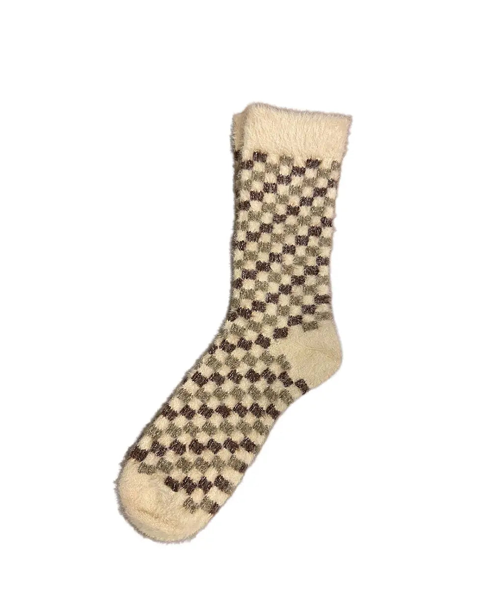 Cozy Zigzag Fuzzy Socks – 1 Pair